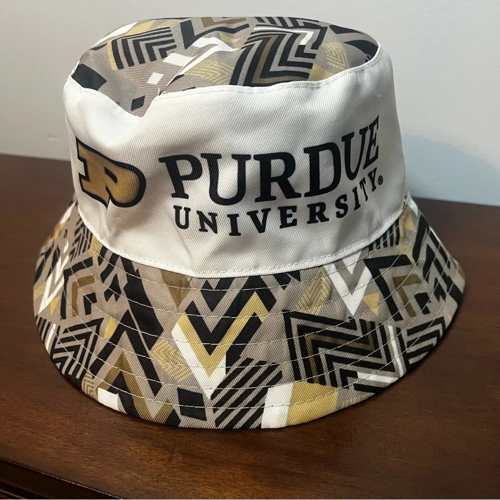 Purdue Boilermakers Reversible Bucket Hat University Logo airplane print